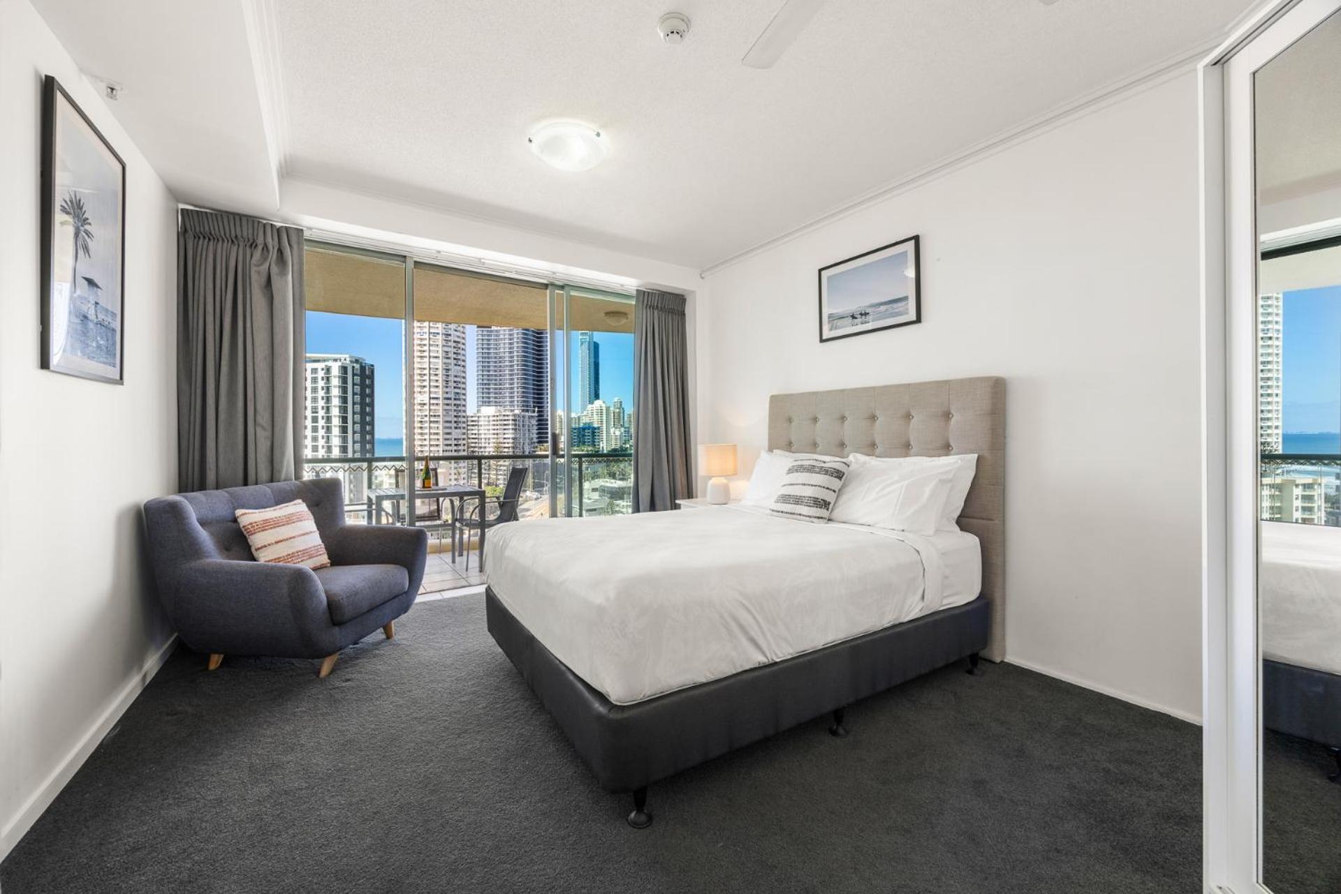 Sun 4* Gold Coast